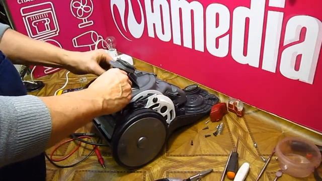 Плавают обороты пылесоса REDMOND. Ремонт силовой платы