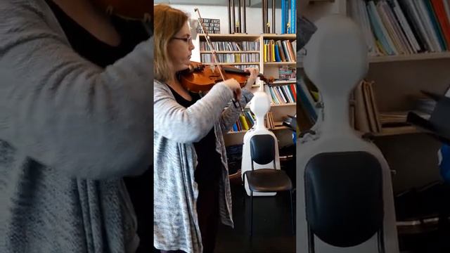 Flesch, E major scale and arpeggios, Viola practice video