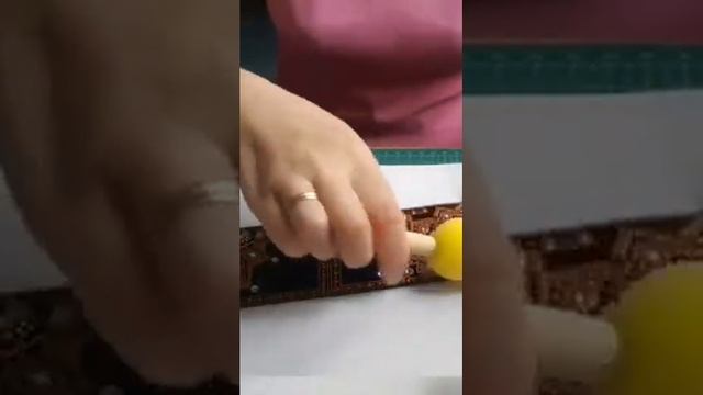 Способ покрытия изделий лаком