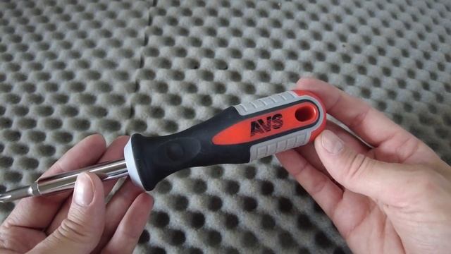 Отвертка комбинированная 4в1 175 мм AVS OSK 4