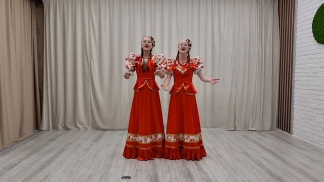 Снег кружится