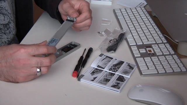 Transcend JetDrive 520 Unboxing and Install MBA Mid 2012