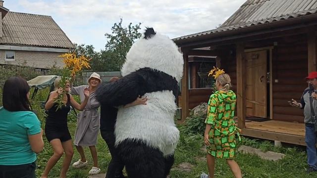 Эксспресс - поздравление Панды с дядей Колей в Твери!!