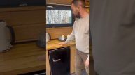 Вся мебель в наших хижинах выполнена из натуральных материалов ?
