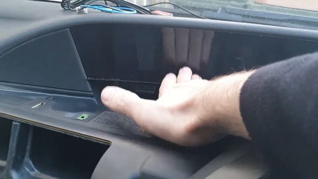 How to change Honda Civic stereo with satnav