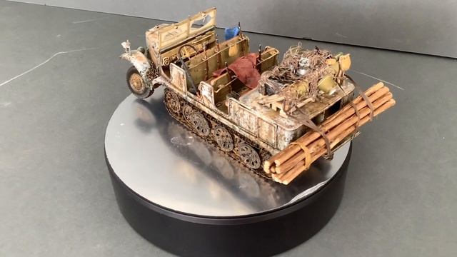1:35 scale ww2 German munitions half track