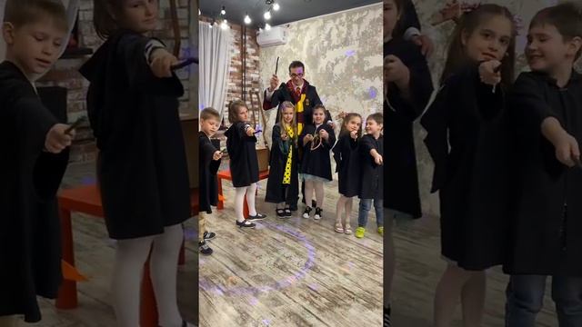 "Школа Волшебства Хогвартс "