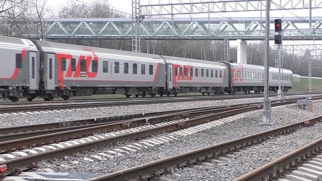 Электровоз ЧС7-319 (ТЧЭ-1) со скорым поездом №010Щ Варшава - Москва.