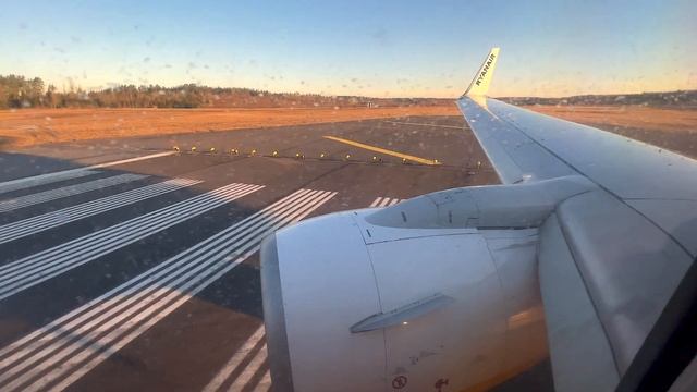 CHEAPEST flight in Sweden  Ryanair 737-800 Stockholm to Gothenburg