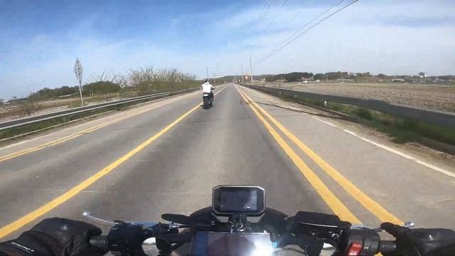 [HONDA CB750 HORNET & YAMAHA MT-07] Wheelie Saturday / Syn cole - Feel Good (NCS)
