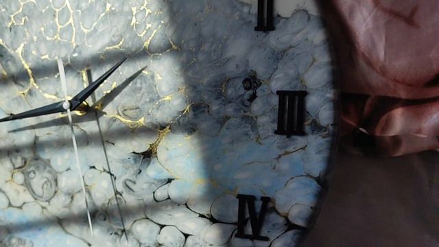 часы из эпоксидной смолы 40 см.mp4