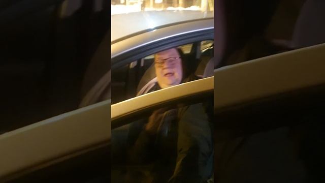 KinkyOve tar ordet vedervärdig till nya nivåer (napp igen)