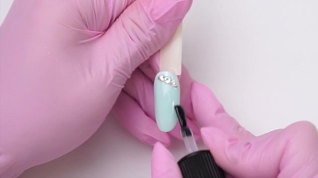 Дизайн ногтей гель лаком. Как рисовать вензеля ?