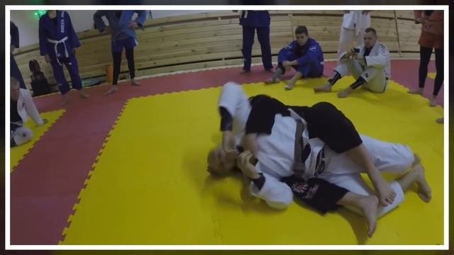 Видеообзор семинара по грепплингу и бразильскому джиу-джитсу Karol Matuszczak.