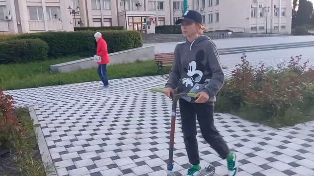 Последний СТРИТ на Трюковом САМОКАТЕ???ТРЮКИ на Самокате Севастополь
