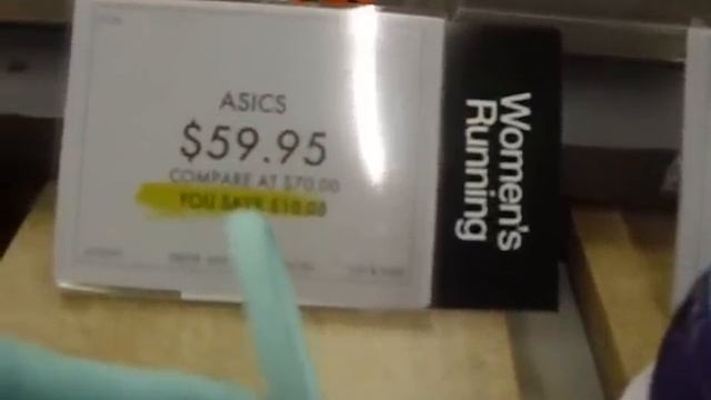 США. Что носят американцы. Сoach. Nike. Asics.