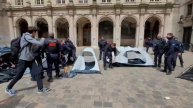 Полиция Франции разогнала студенческую акцию в поддержку Палестины