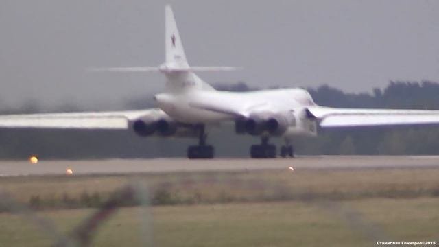 ТУ 160 RF-94109 Взлет Форсаж Улетает с MAKS-2015 Жуковский.
