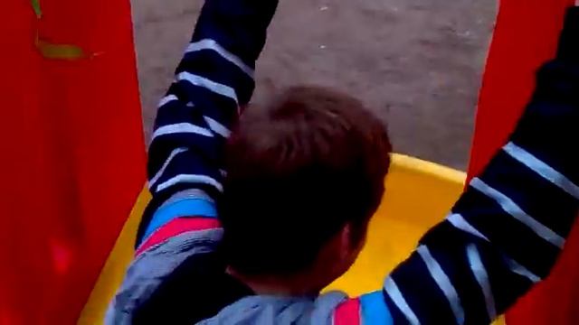 Мы организовали праздник в Рязани. Все дети счастливы.