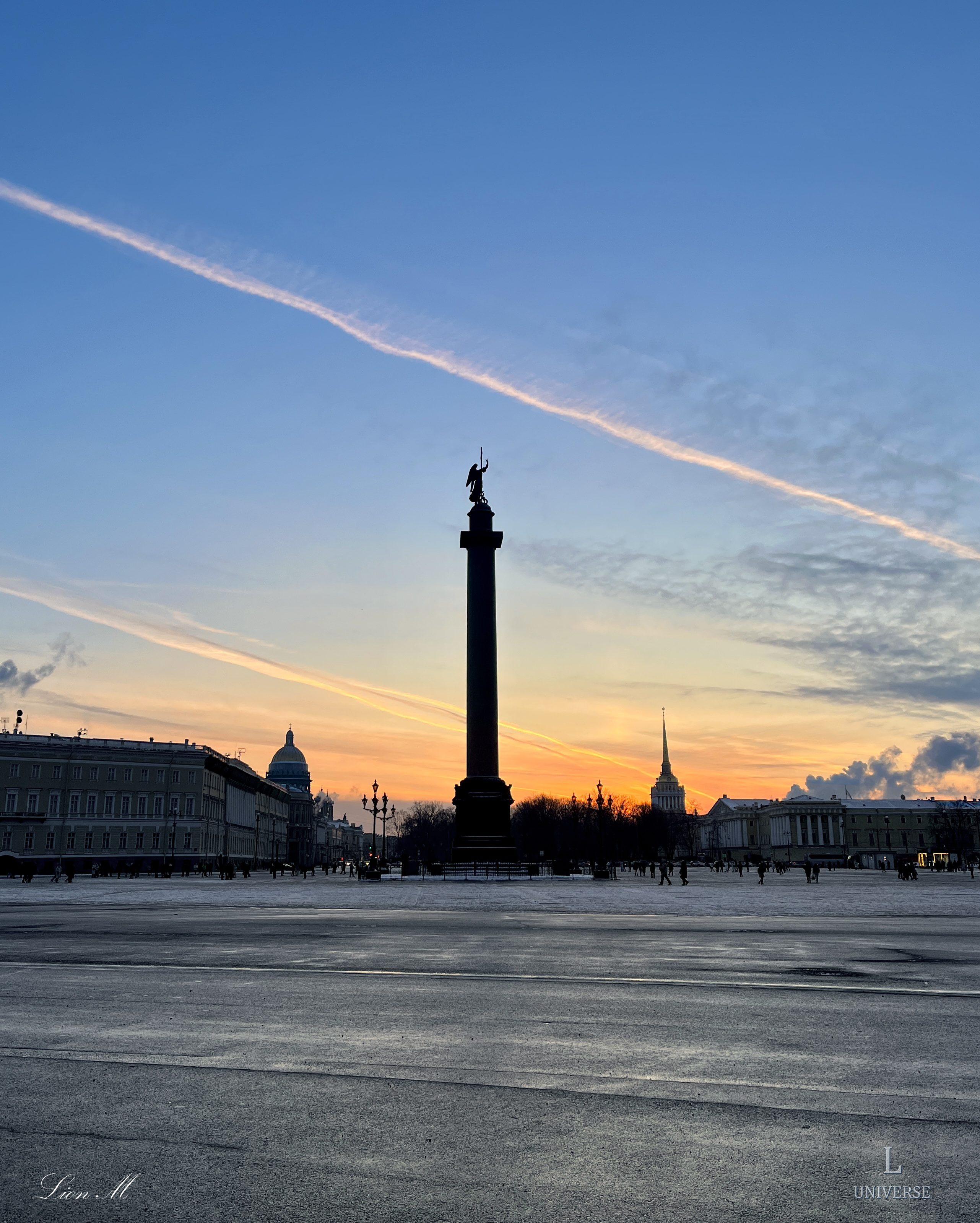 Сегодня день города отмечает Санкт-Петербург.