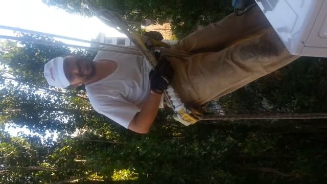 Установка козырька для сплит кондиционера