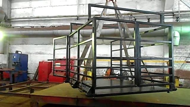 Весы для взвешивания животных Завода-ЮСТИР с НПВ 3000кг и размером 2,5 метра на 2,5 метра