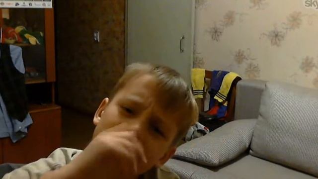 Пацан показал вебку #1
