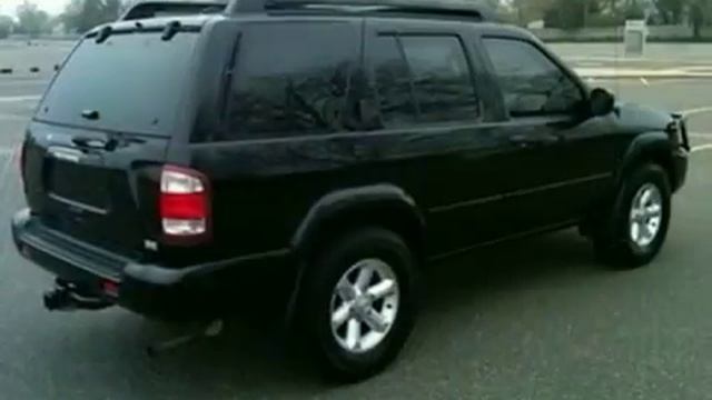 2003 Nissan Pathfinder #U7797TU In Massapequa, NY 11758