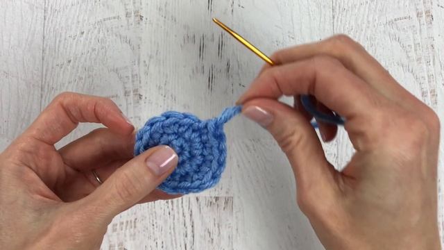 How To Make A Seamless Join In Amigurumi When Crocheting In The Round  | CROCHET FOR BEGINNERS