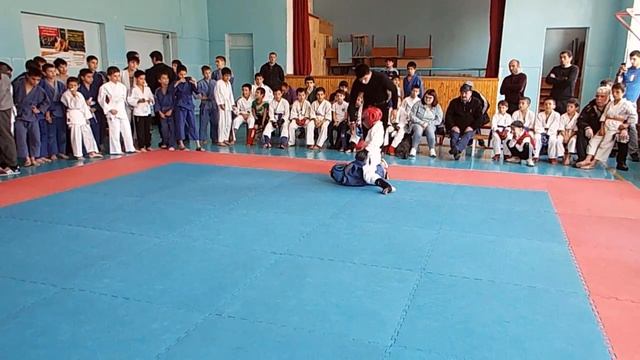 Умаров Гаджимурад 1-ый бой. Первенство РД по Боевому Джиу-джитсу 7.10.2018