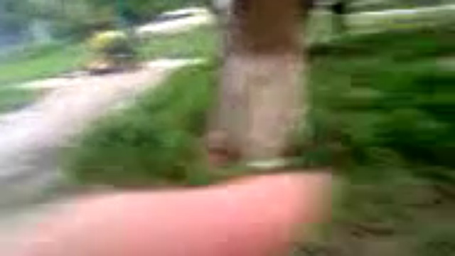 Гаубицы по кварталу Мирный. Луганск. 2 трупа 18+ 14.07.14 
