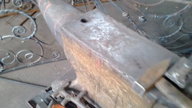 Кованые перила, Кованый листик, кованый цветок, наковальня 200 кг