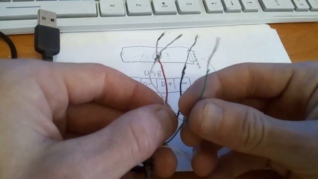 вебкамера ноутбука подключаем по юсб