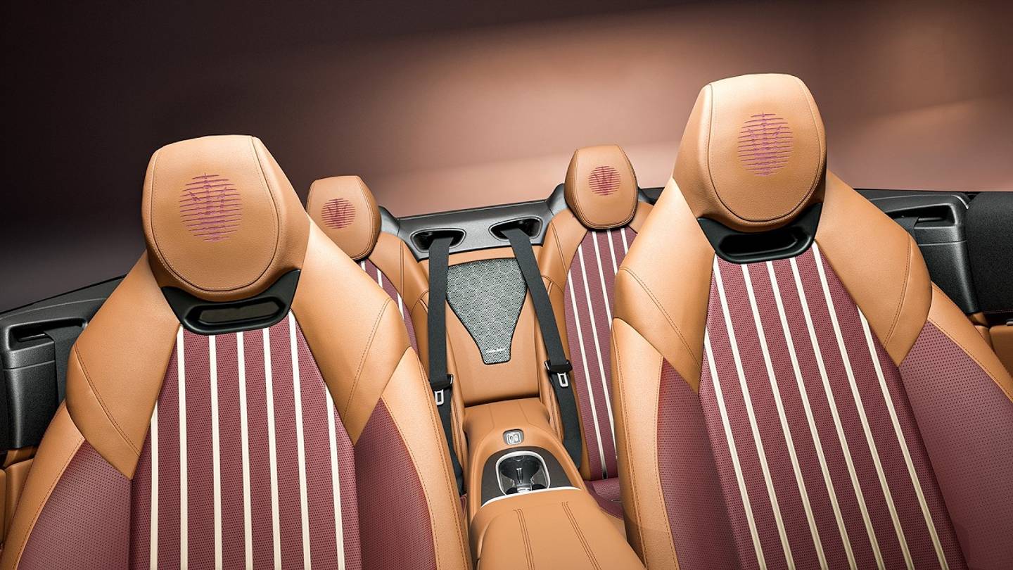 НОВЫЙ Maserati GranCabrio Folgore Tignanello (2024) Электрический роскошный кабриолет