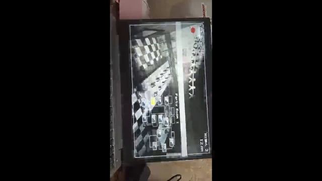 заходите будем играть в Fnaf2 и 3