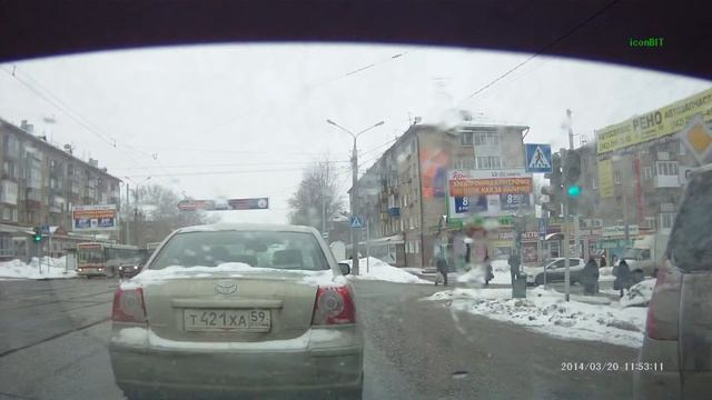 Дети перебегают дорогу