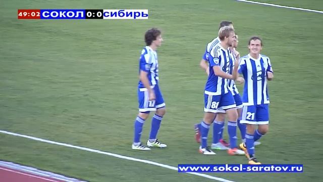 Виталий Галыш открывает счет красивым обводящим ударом, 1-0