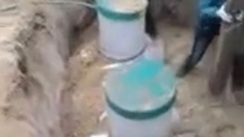 Монтаж Септик "Танк-2,5" с тремя инфильтраторами при низком уровне ГВ (часть 1)