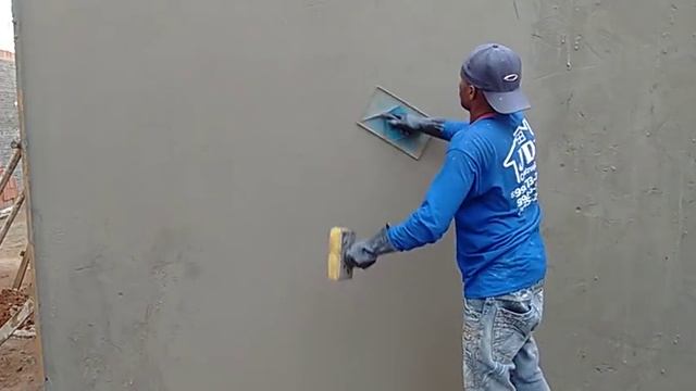 como desepenar parede depois de ter chapado o massa.
