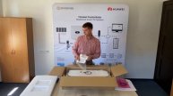 Розпаковка Huawei iSitePower-M