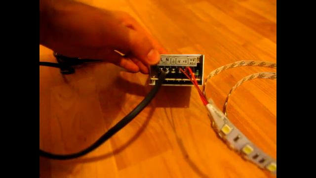 LED Power Supply 220 VAC into 12 VDC
