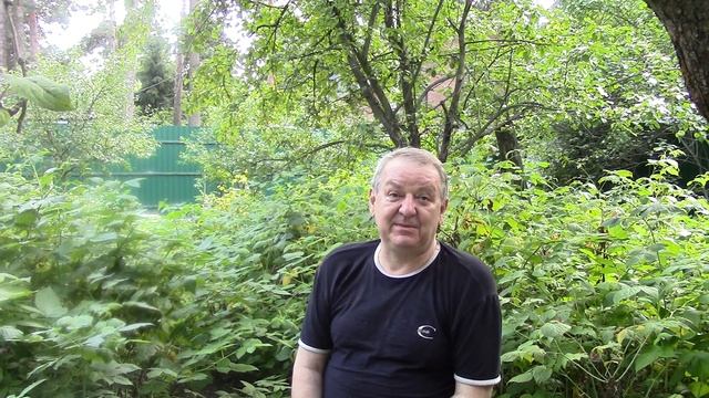 Видео без ретуши: Стихи о сгоревшем театре и шахматы в синагоге поэт Владимир Анзикеев часть 1
