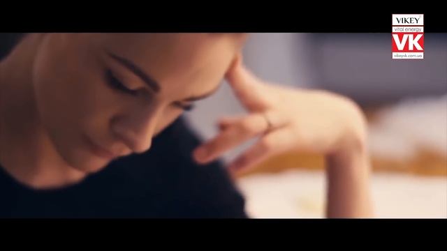 Очень трогательный стих о любви "Иногда ты должен отпустить", читает В.Корженевский, стих Коэльо