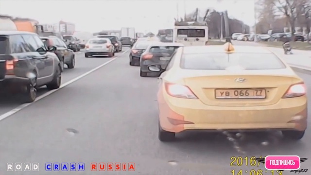 Нелюди специально не пропускают скорую . Они живут среди нас!