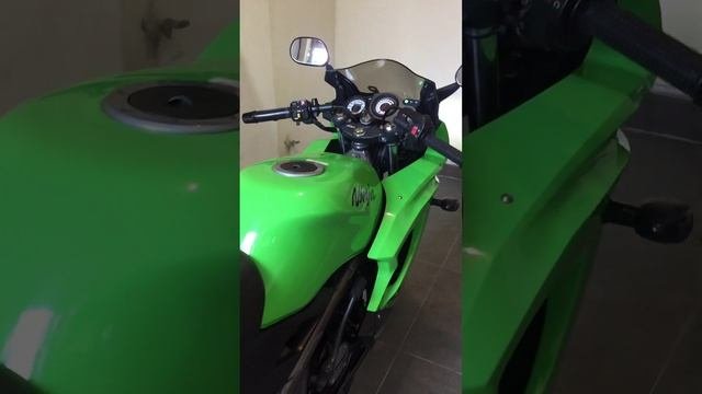SOLD❗KAWASAKI NINJA 150 RR NEW 2013 HIJAU BATIK GOOD CONDITION ❗