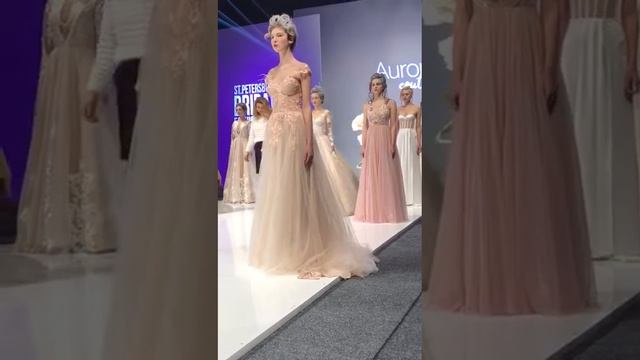 Свадебные и вечерние платья 2019