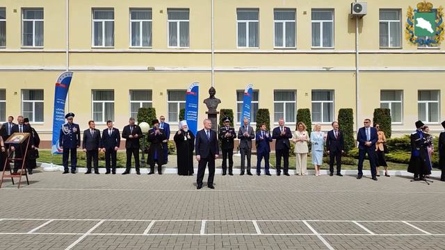 🛡 Сегодня в Ставропольском президентском кадетском училище полномочный представитель Президента