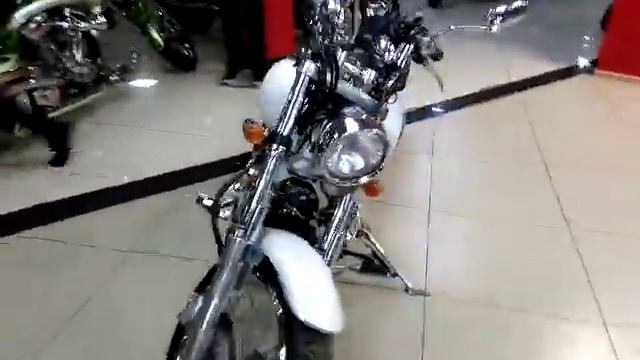 Мотоцикл YAMAHA XVS400 DRAGSTAR  арт. 90045 мотосалон Мегамото