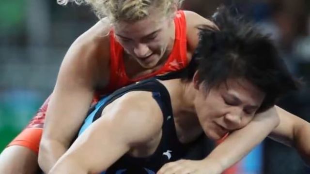 Helen Maroulis wins USA's first gold in women's wrestling