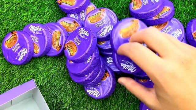 ?Learn Colors Lollipops. Yummy Rainbow Lollipops ASMR Milka choco WAFER Rainbow